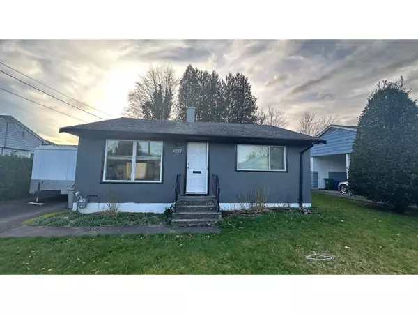 Chilliwack, BC V2P4K2,9757 HILLIER STREET|Chilliwack Proper West