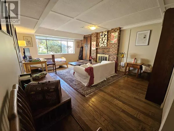 PRIVATE ROOM 8XXX GREENFIELD DRIVE, Richmond, BC V7A4M2