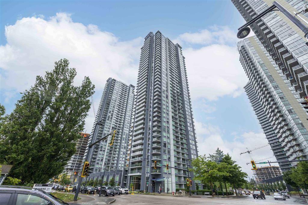 13696 100 #1002, Surrey, BC V3T0L5