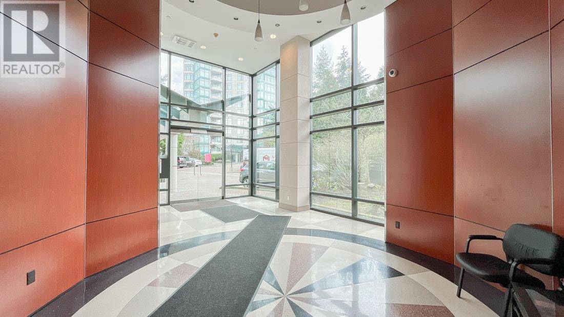 Burnaby, BC V5H4V4,4567 HAZEL ST #1001