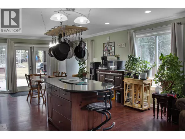 108 Mile Ranch, BC V0K2Z0,4763 ANZEEON ROAD