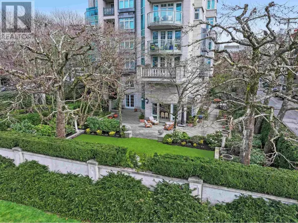 Vancouver, BC V6J2H9,1596 West 14TH AVE #1B