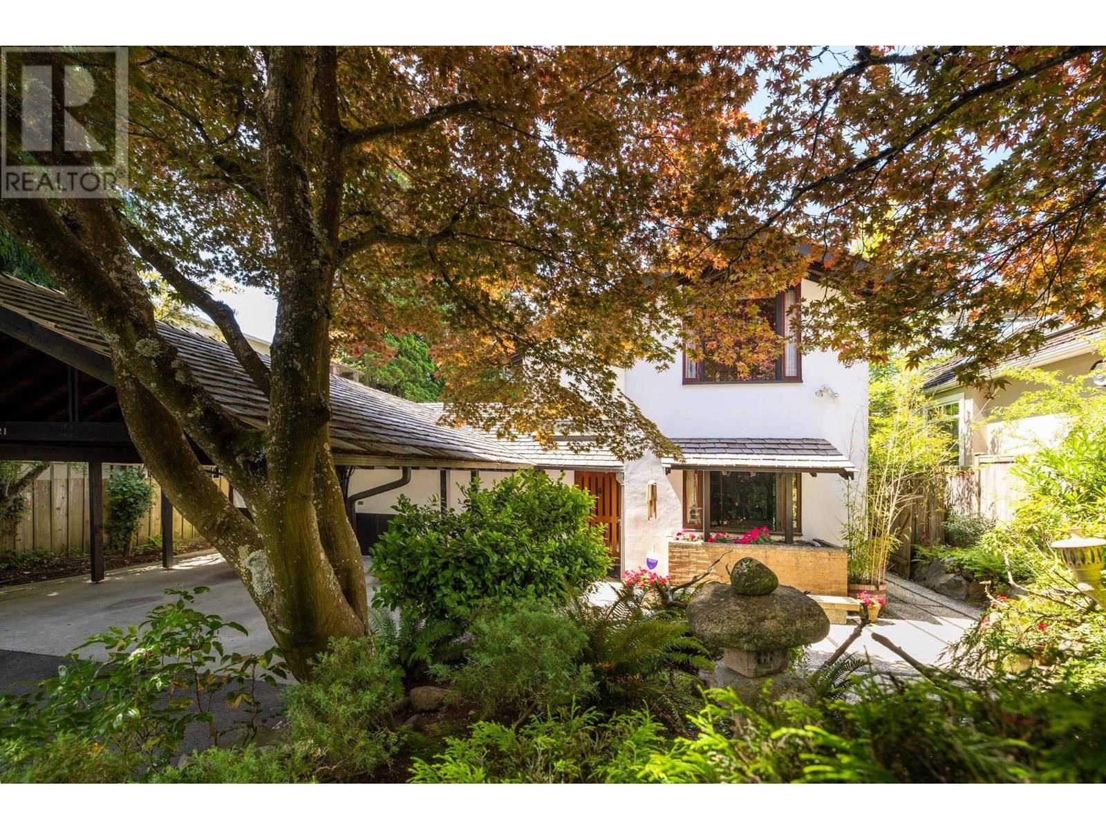 Vancouver, BC V6P3T6,6821 LAUREL STREET