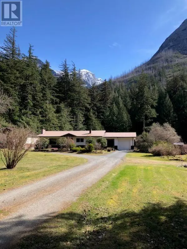 Bella Coola, BC V0T1C0,1405 MACKENZIE HIGHWAY