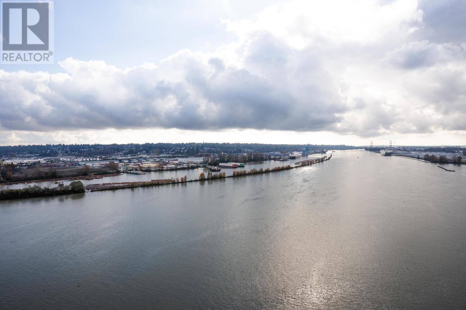 680 QUAYSIDE DR #1907, New Westminster, BC V3M0P2