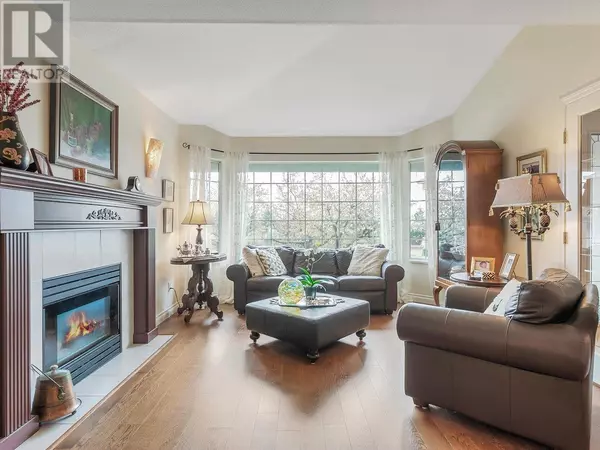 Coquitlam, BC V3E2S4,2817 GREENBRIER PLACE