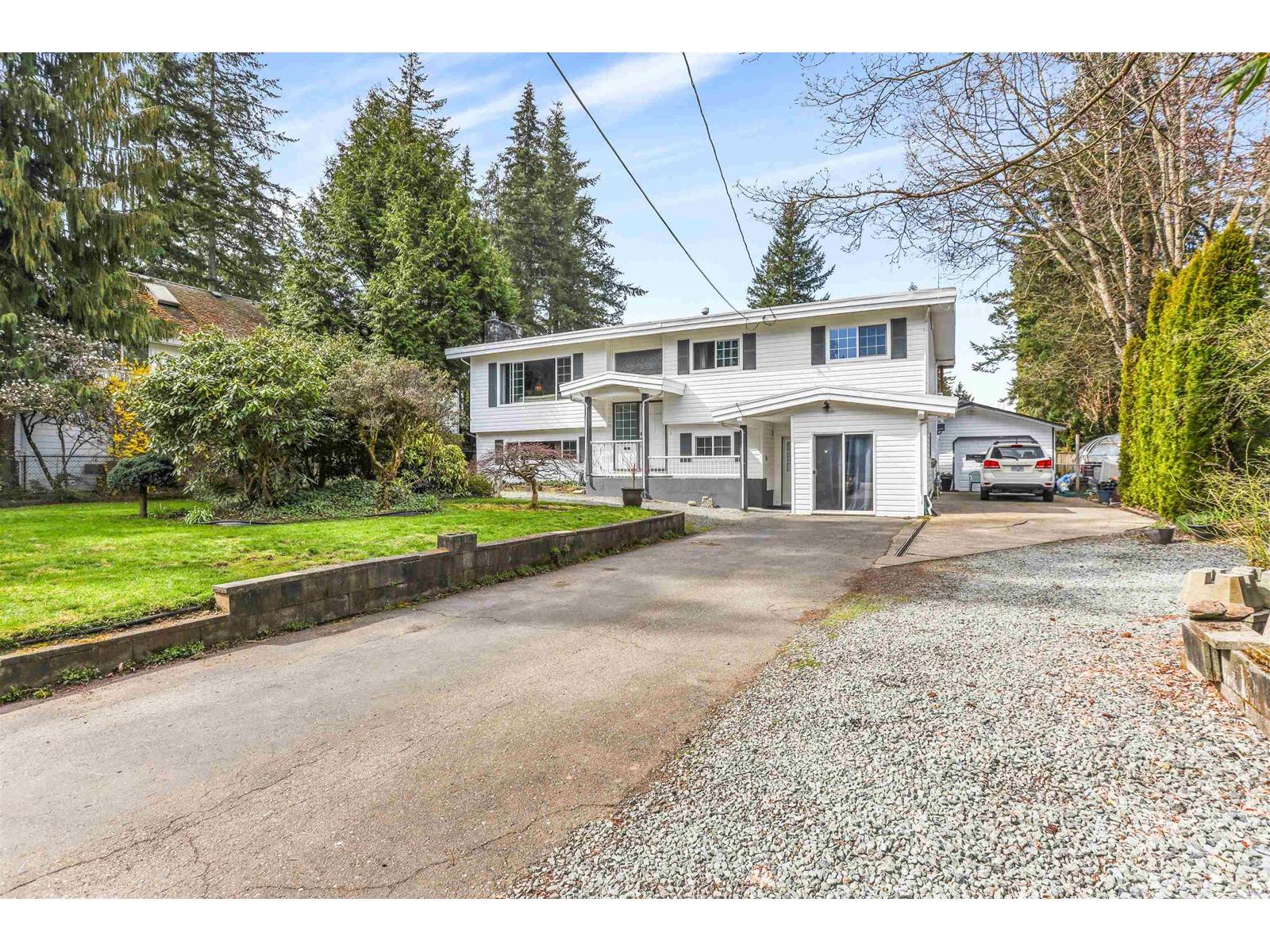 Langley, BC V3A1T3,3943 202A STREET
