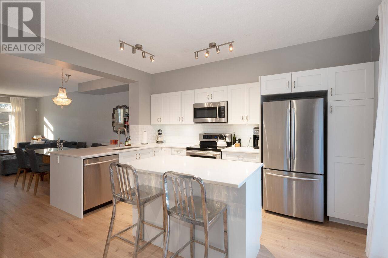 2200 PANORAMA DR #75, Port Moody, BC V3H5M2