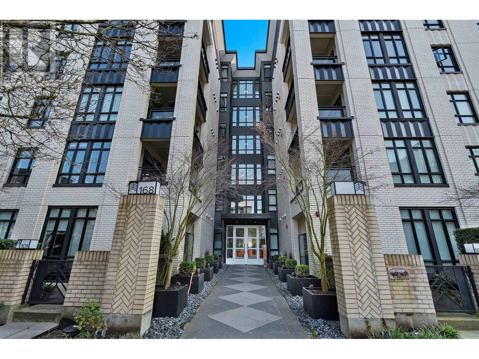 Vancouver, BC V5W1A6,168 East 35TH AVE #201
