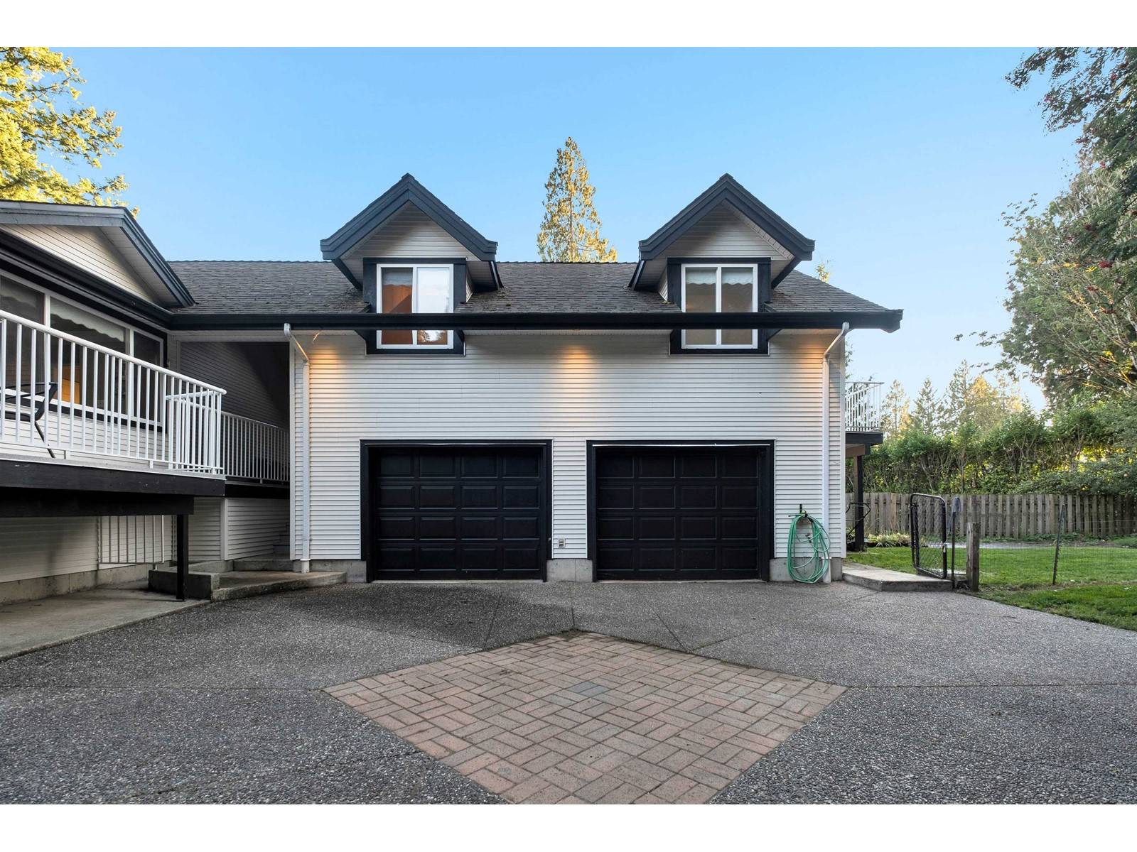 Langley, BC V1M2S5,9067 TRATTLE STREET