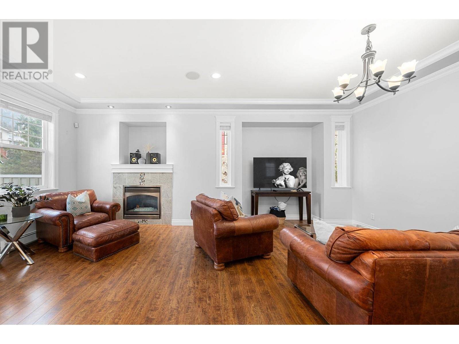 Squamish, BC V8B0J2,38131 HARBOUR VIEW PLACE