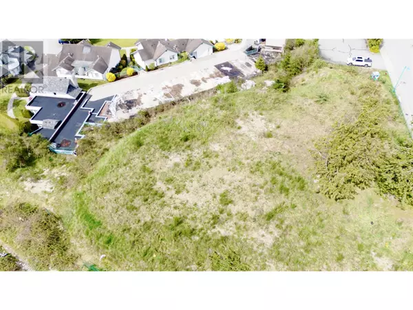 Sechelt, BC V7Z0J5,A-5711 EBBTIDE STREET