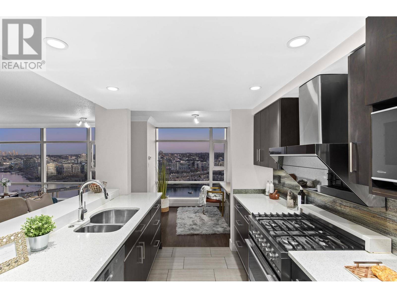 Vancouver, BC V6Z2Y2,1199 MARINASIDE CRES #3002