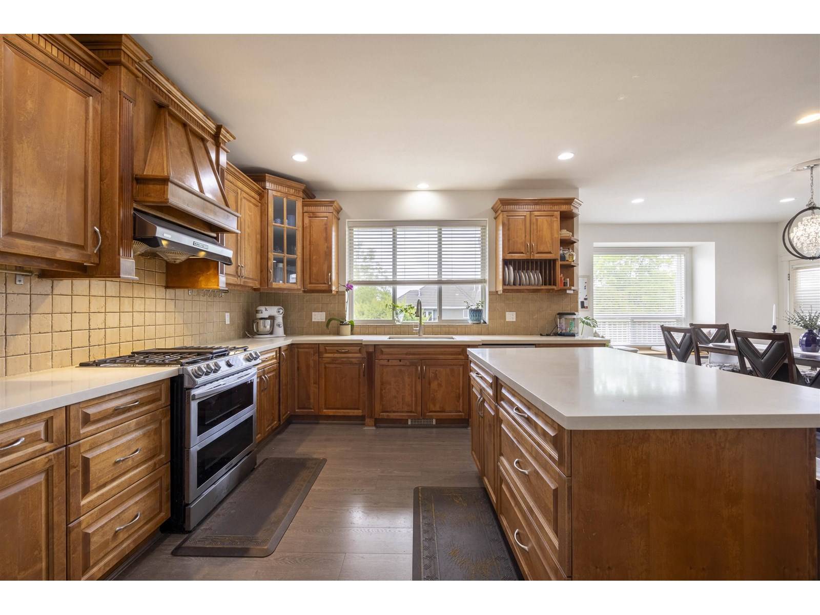 Surrey, BC V4N5J1,8598 171 STREET
