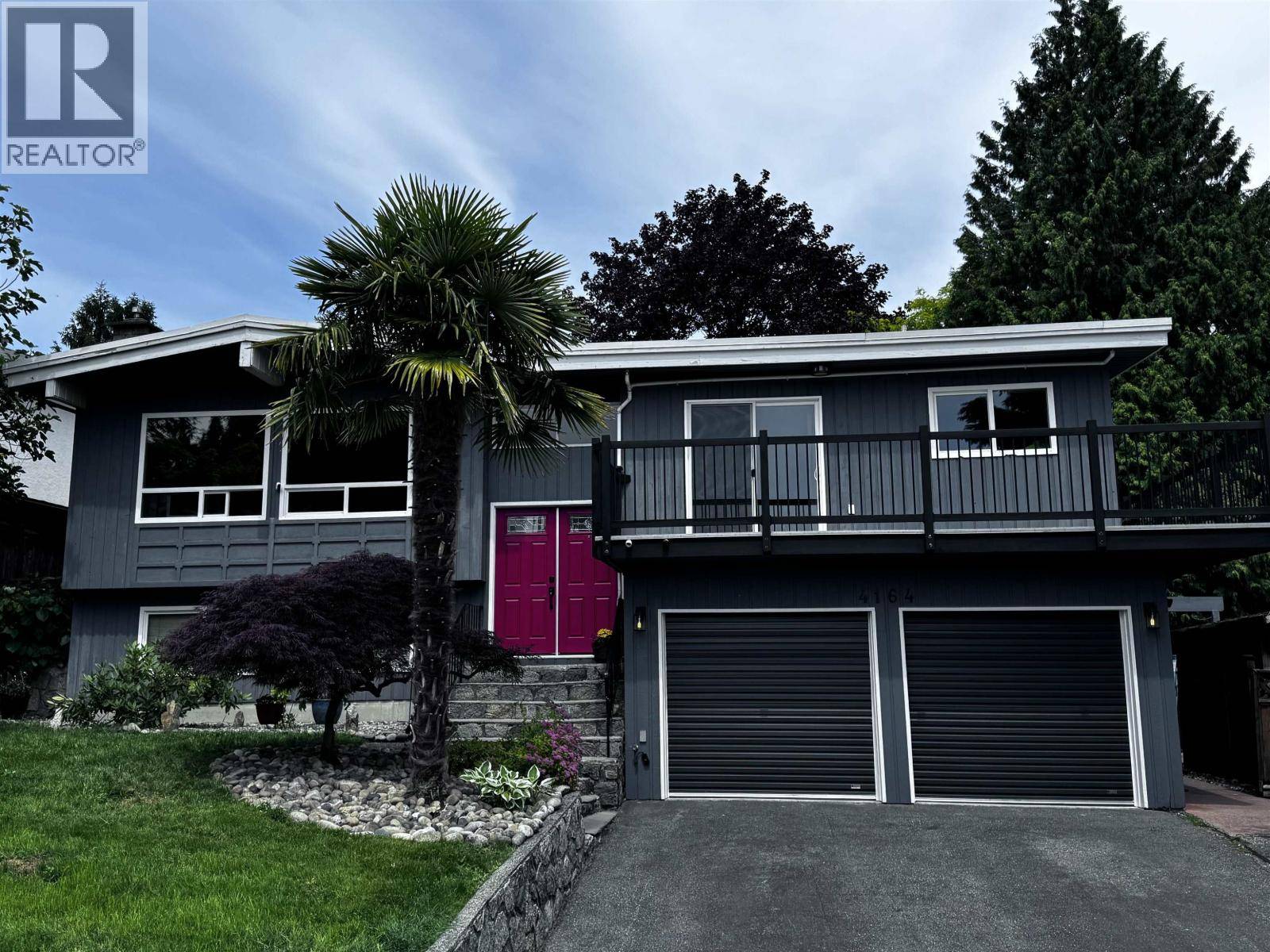 North Vancouver, BC V7G1Y9,4164 FAIRWAY PLACE