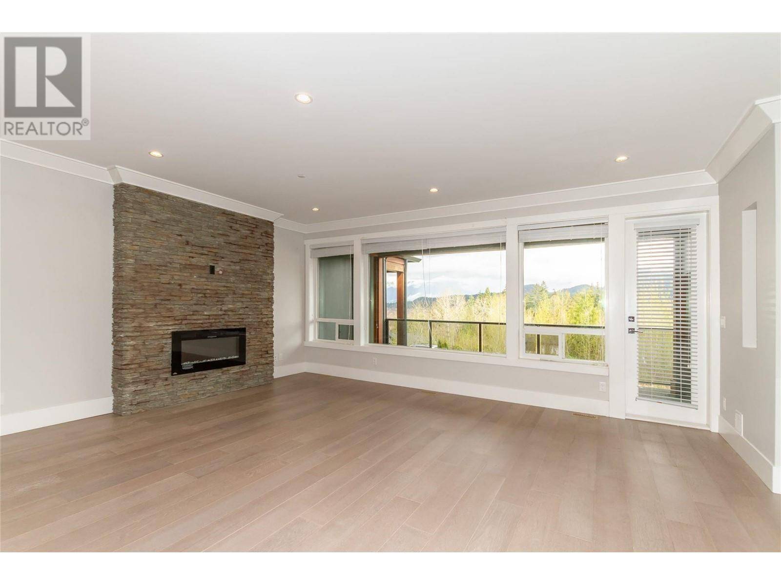 Maple Ridge, BC V4R0E1,13682 MCKERCHER DRIVE