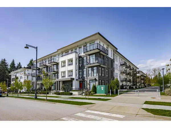 Surrey, BC V3T0R6,13933 105 BLVD #318