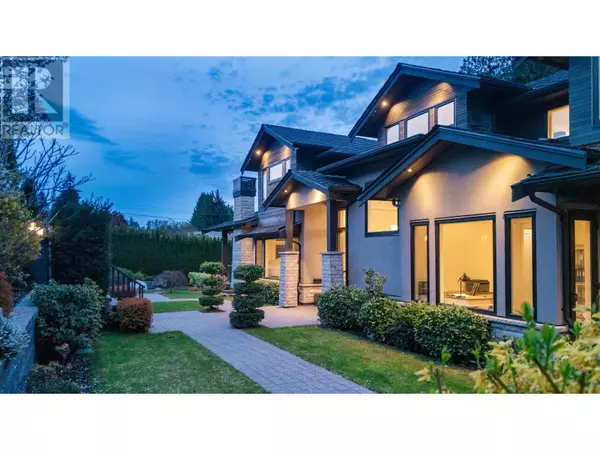 2408 MATHERS AVENUE, West Vancouver, BC V7V2H8