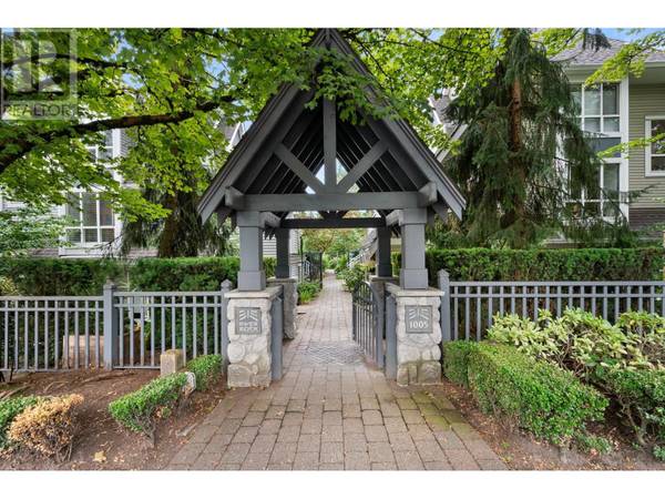 1005 LYNN VALLEY RD #15, North Vancouver, BC V7J1Z6