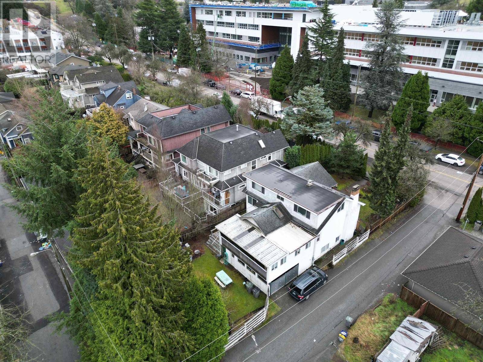 Vancouver, BC V5Z2K6,985 W 33RD AVENUE