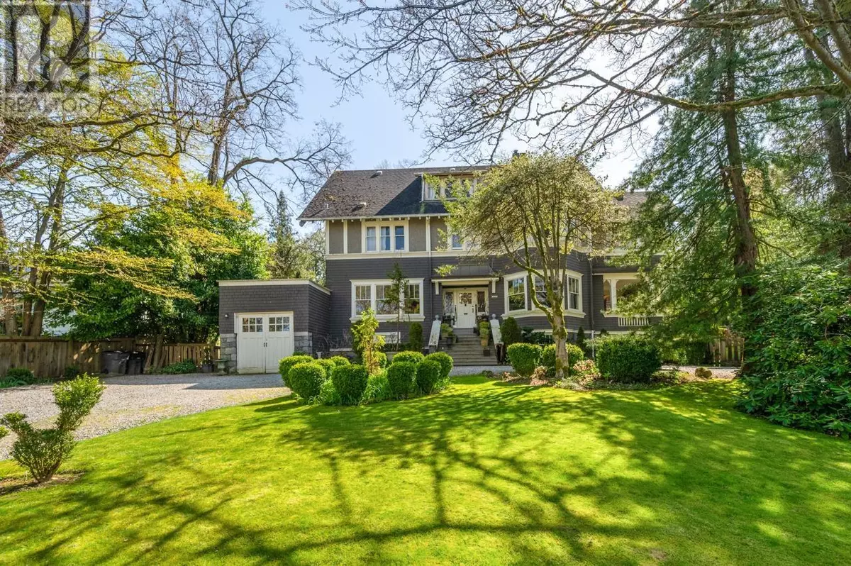 Vancouver, BC V6J2P9,1650 CEDAR CRESCENT