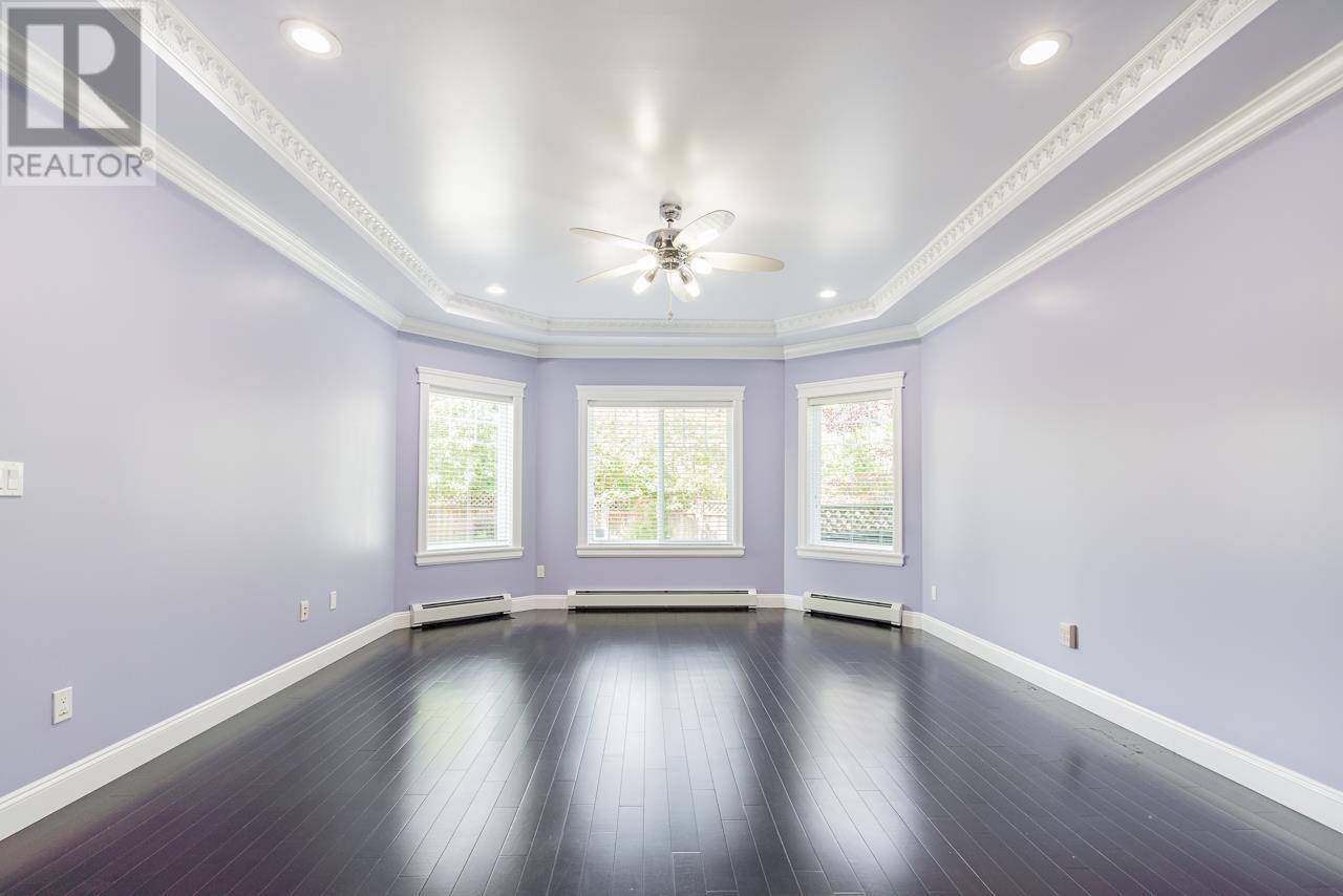 Maple Ridge, BC V2X5Z3,12130 GARDEN STREET