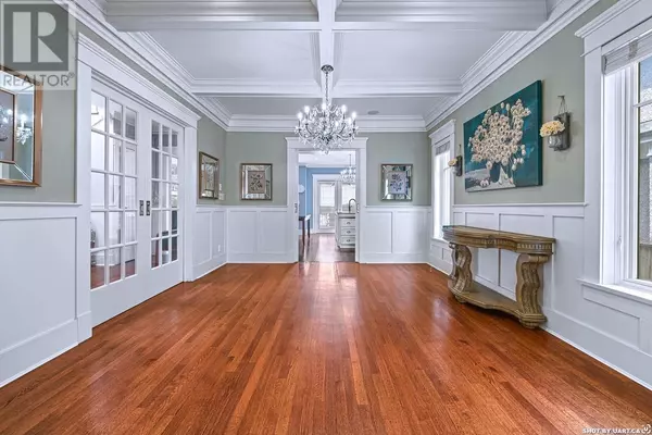 Vancouver, BC V6H2A8,1255 W 26TH AVENUE