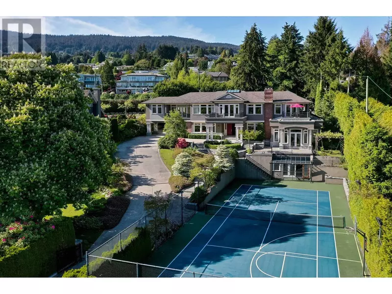 705 PARKSIDE ROAD, West Vancouver, BC V7S1P4