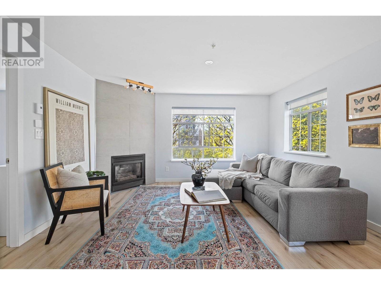 Port Coquitlam, BC V3B7R2,1990 COQUITLAM AVE #301