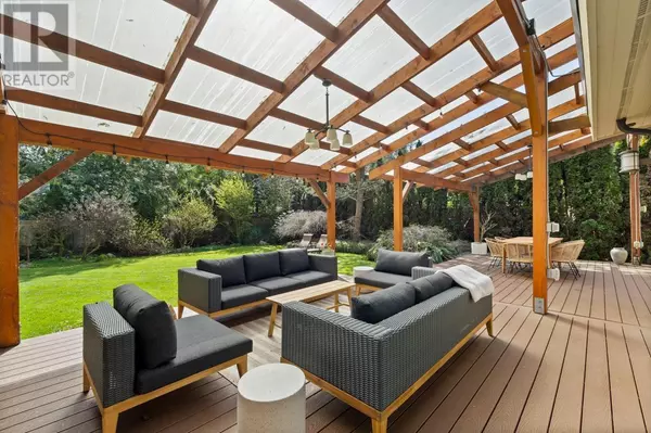 West Vancouver, BC V7S1J5,326 MOYNE DRIVE