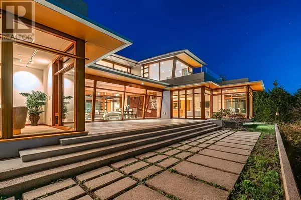 West Vancouver, BC V7S2S1,1460 CHARTWELL DRIVE