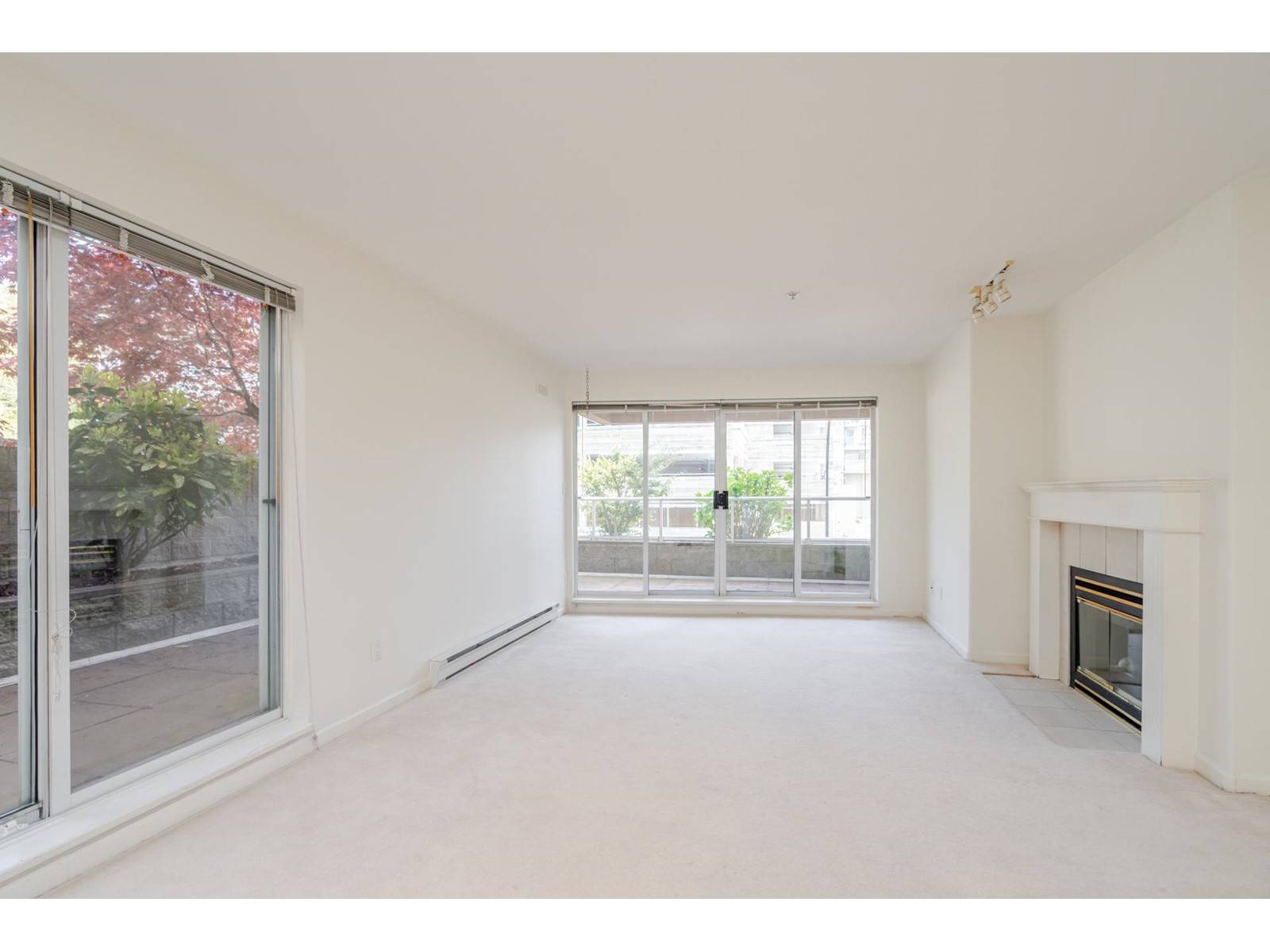White Rock, BC V4B3T4,1119 VIDAL #201