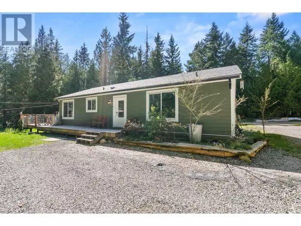 1751 BLOWER ROAD, Sechelt, BC V7Z0A6