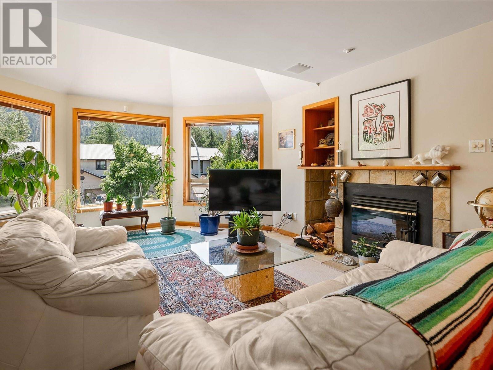 Pemberton, BC V0N2L0,1489 BALSAM STREET