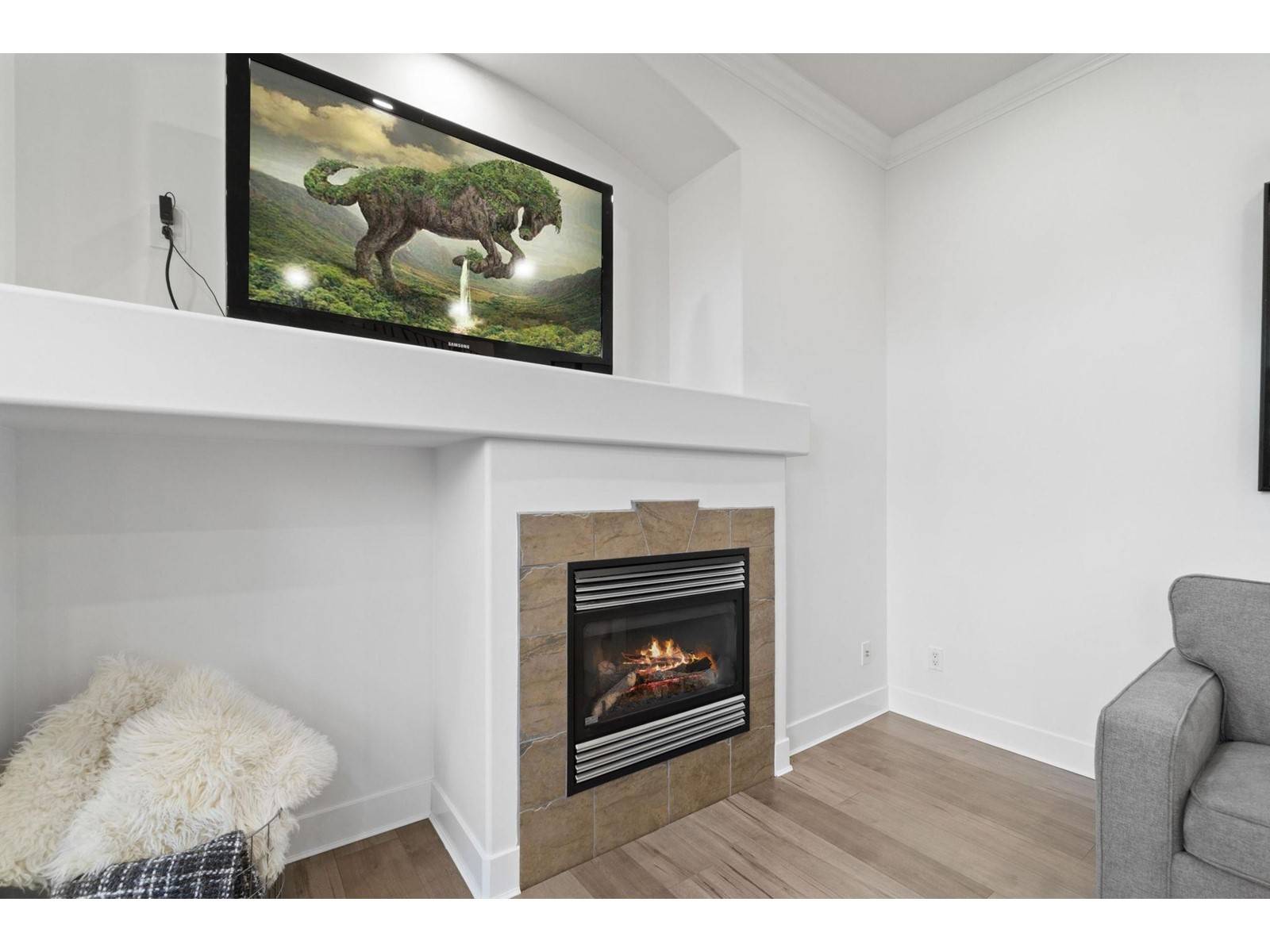 Surrey, BC V3S5V4,16476 60A AVENUE