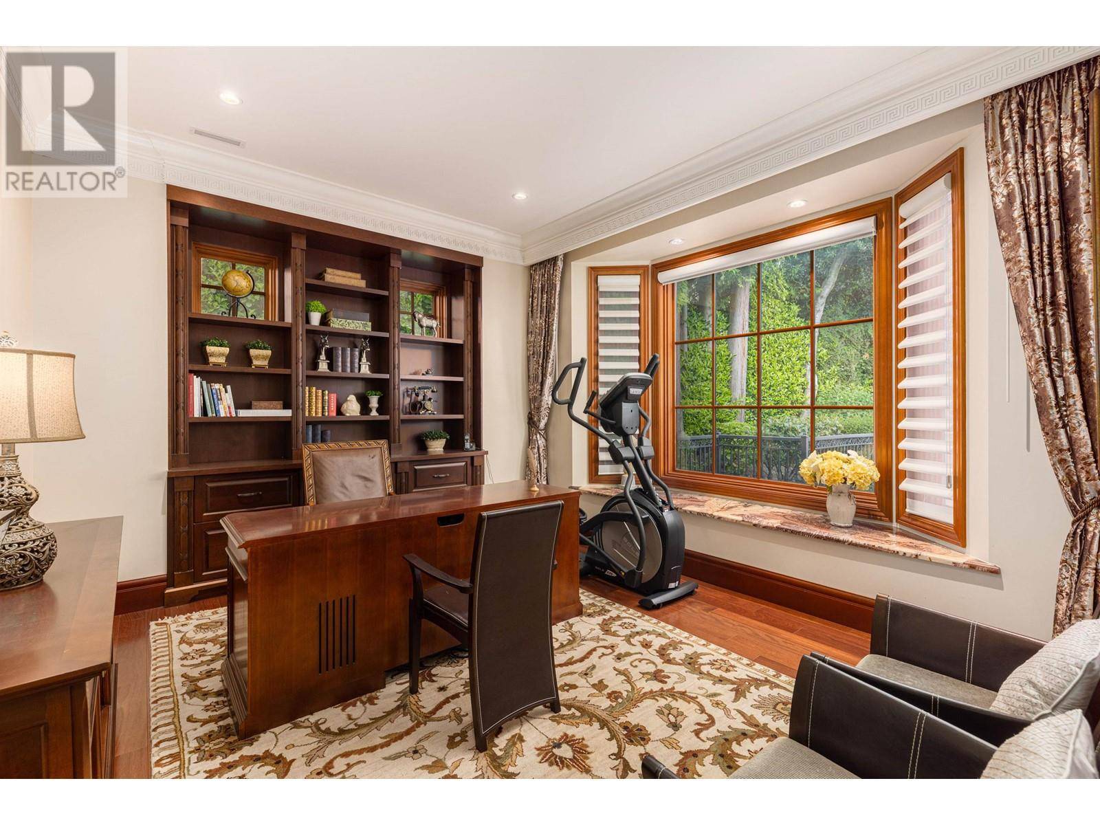 Vancouver, BC V6M3G6,5376 CONNAUGHT DRIVE