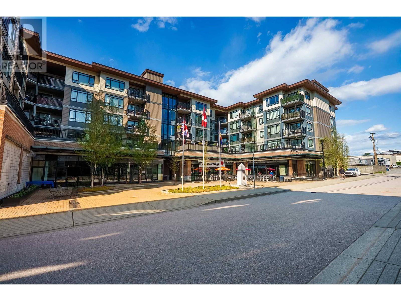 Port Moody, BC V3H0J3,2525 CLARKE ST #418