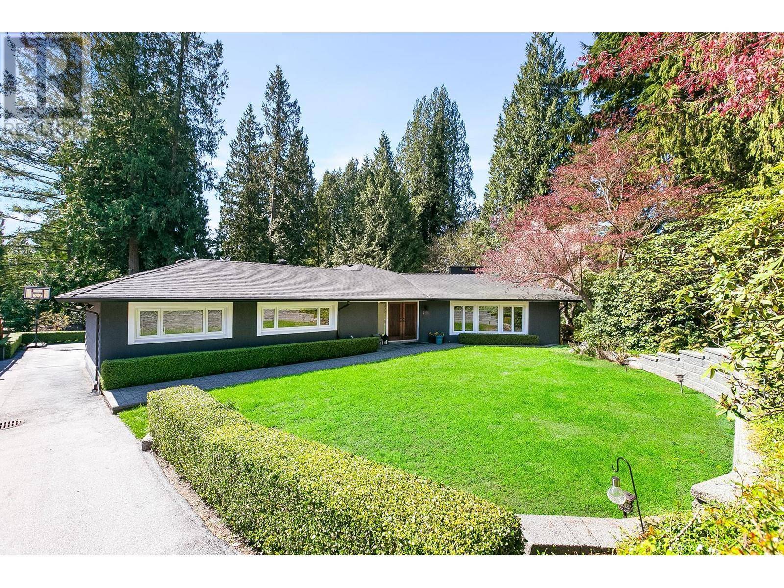 388 MULGRAVE PLACE, West Vancouver, BC V7S1H1