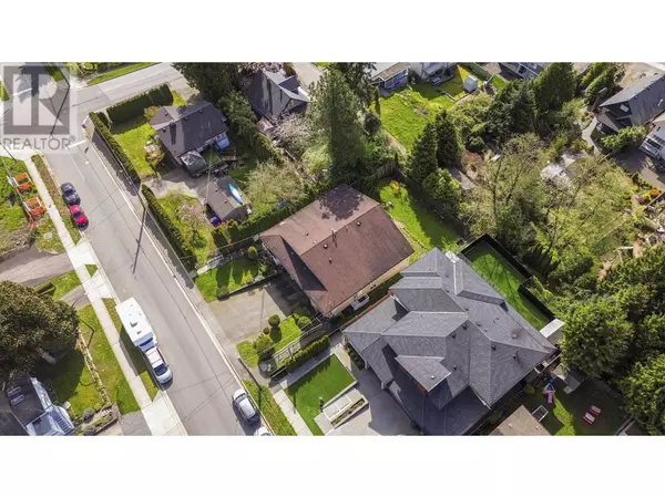Coquitlam, BC V3K2A8,1020 QUADLING AVENUE