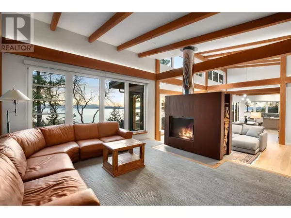 Halfmoon Bay, BC V7Z1B8,10635 WOOD BAY RIDGE ROAD