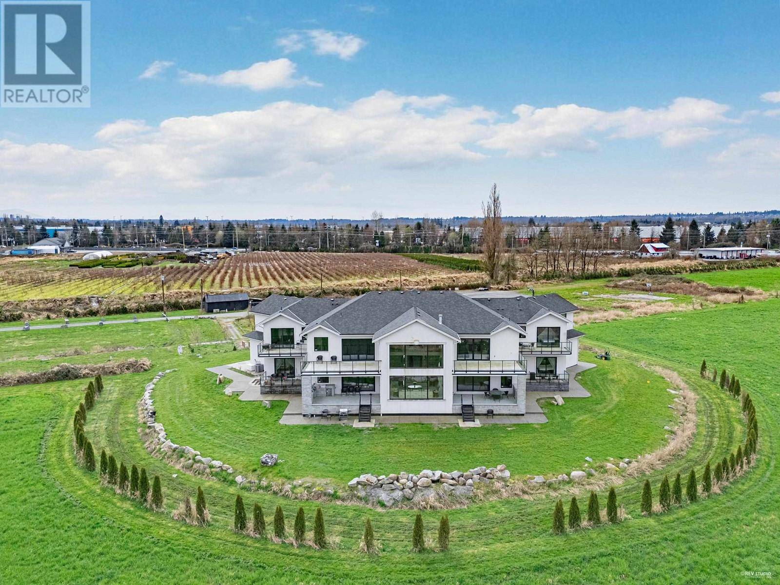 18782 OLD DEWDNEY TRUNK ROAD, Pitt Meadows, BC V3Y2R9