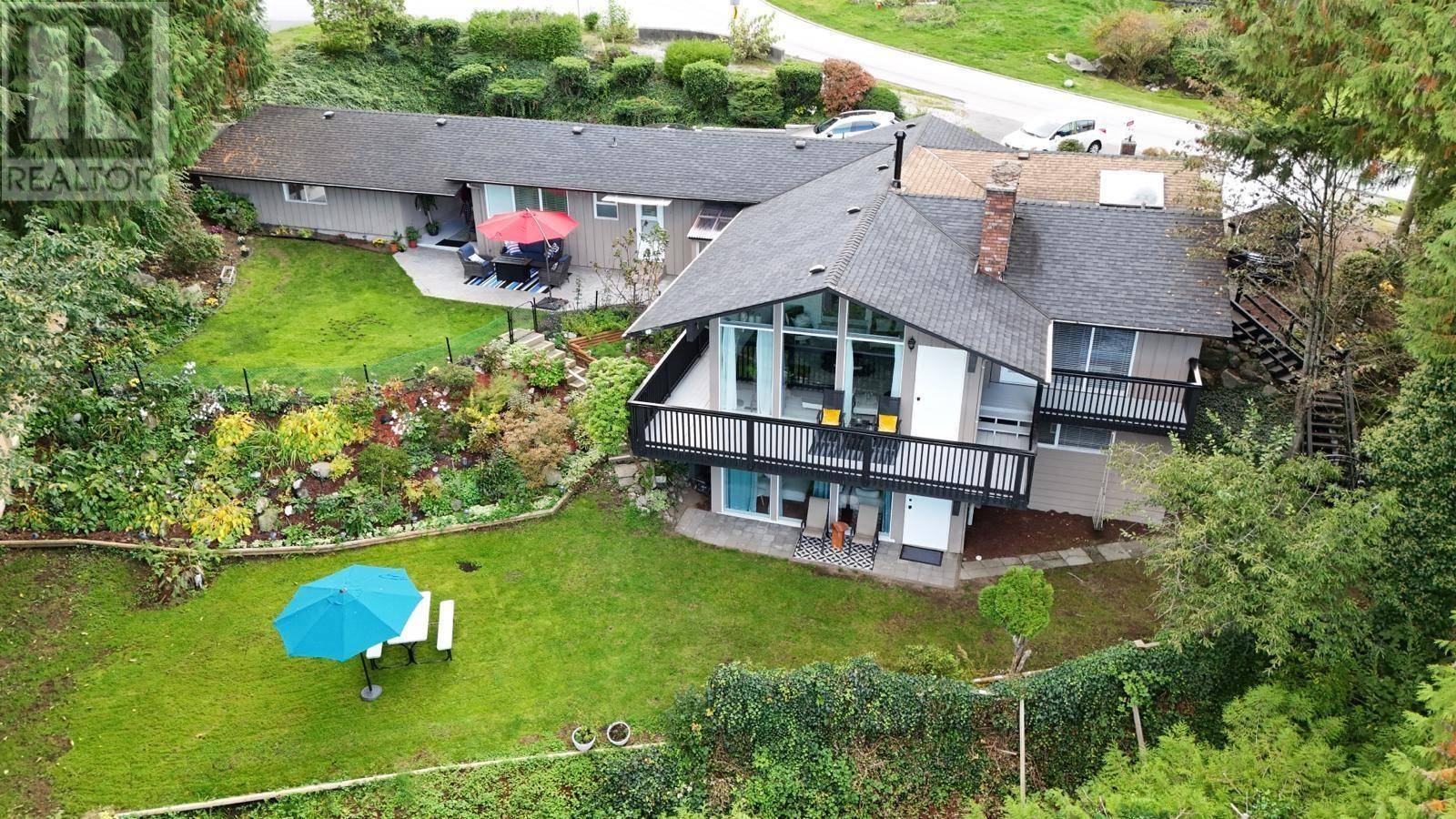 Coquitlam, BC V3C2H7,953 RANCH PARK WAY