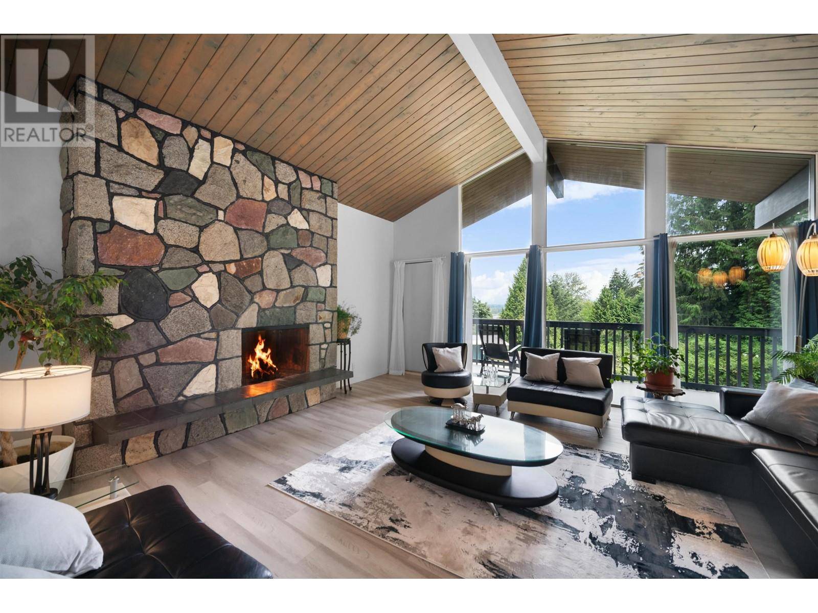 Coquitlam, BC V3C2H7,953 RANCH PARK WAY