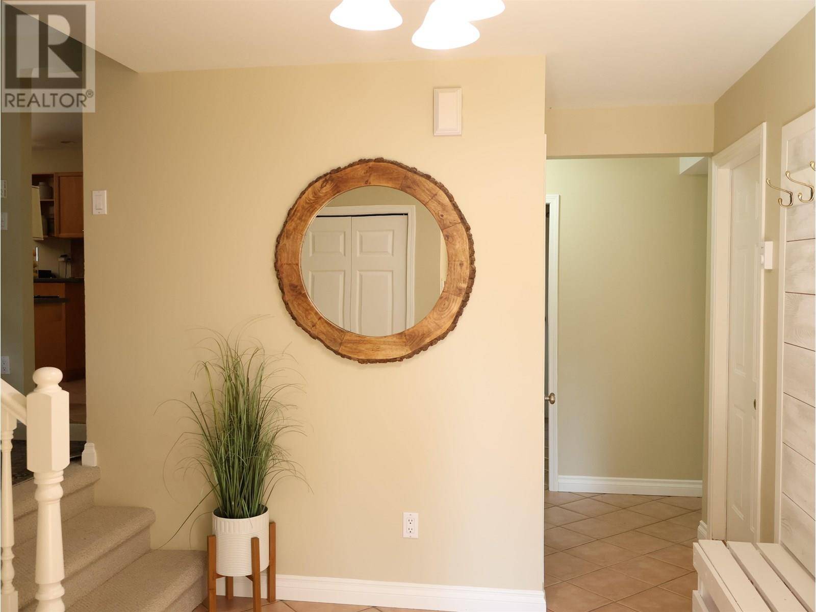 Sechelt, BC V7Z0M3,5475 CARNABY PLACE