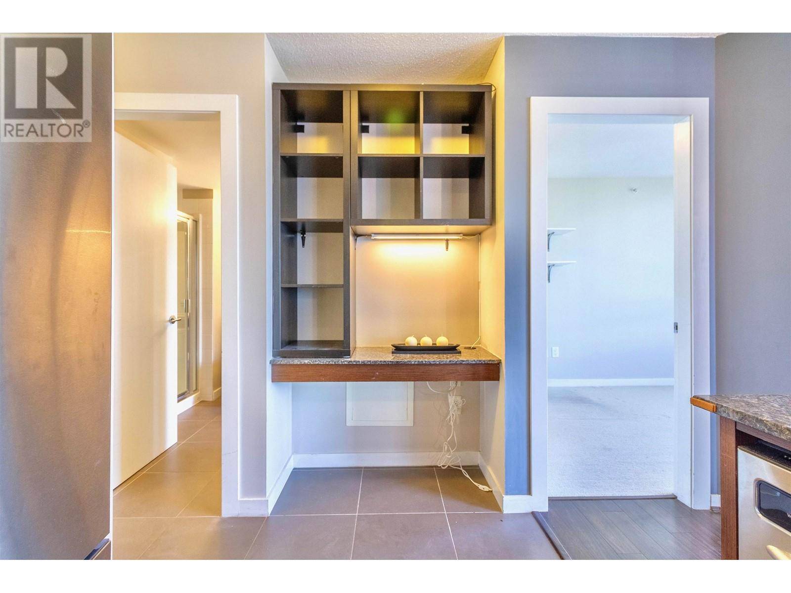 Burnaby, BC V5C0C6,4888 BRENTWOOD DR #1407