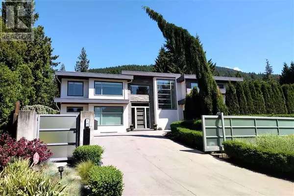 3771 SOUTHRIDGE AVENUE, West Vancouver, BC V7V3H9