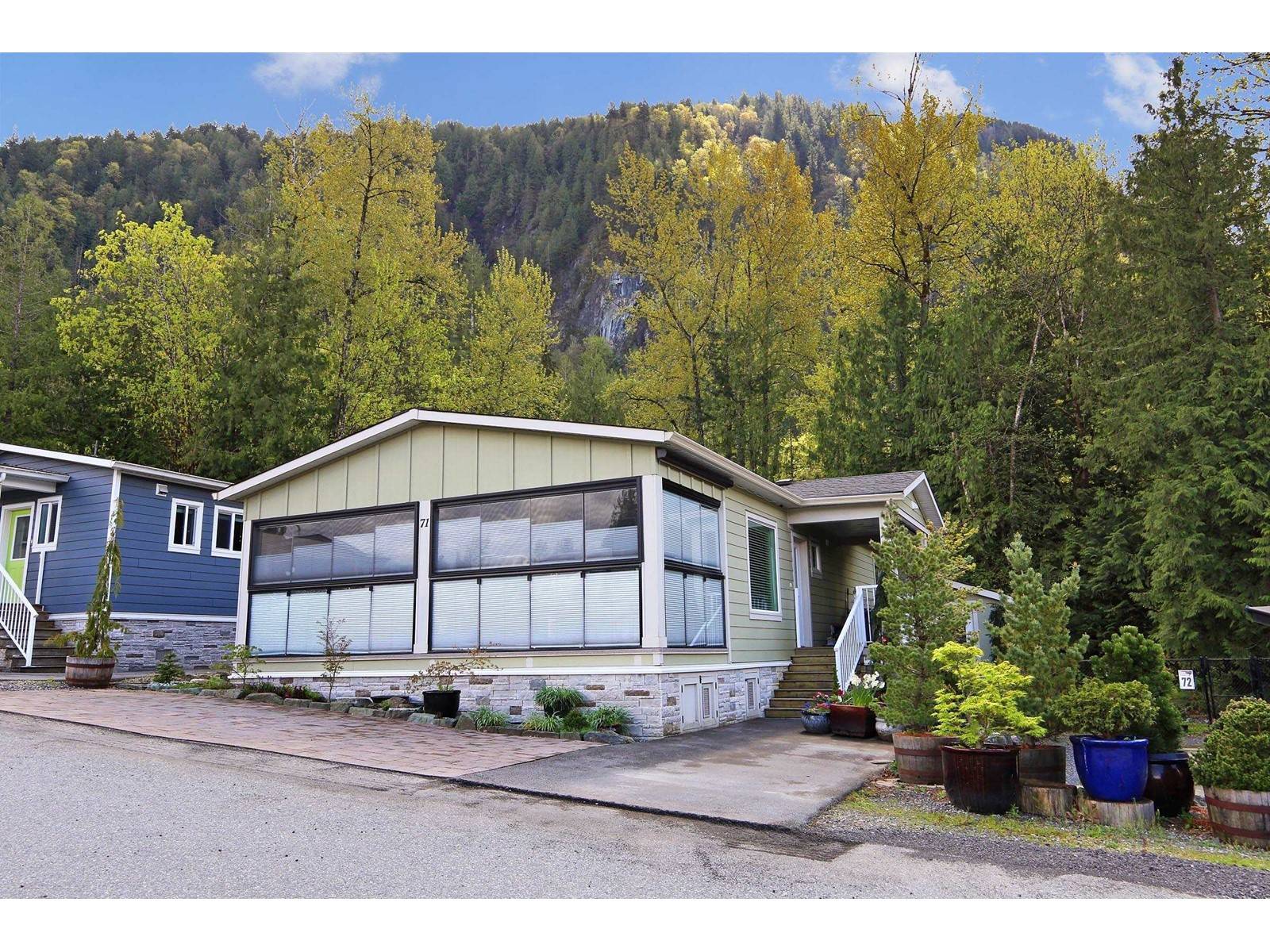 Chilliwack, BC V0X1X1,53480 BRIDAL FALLS RD #71