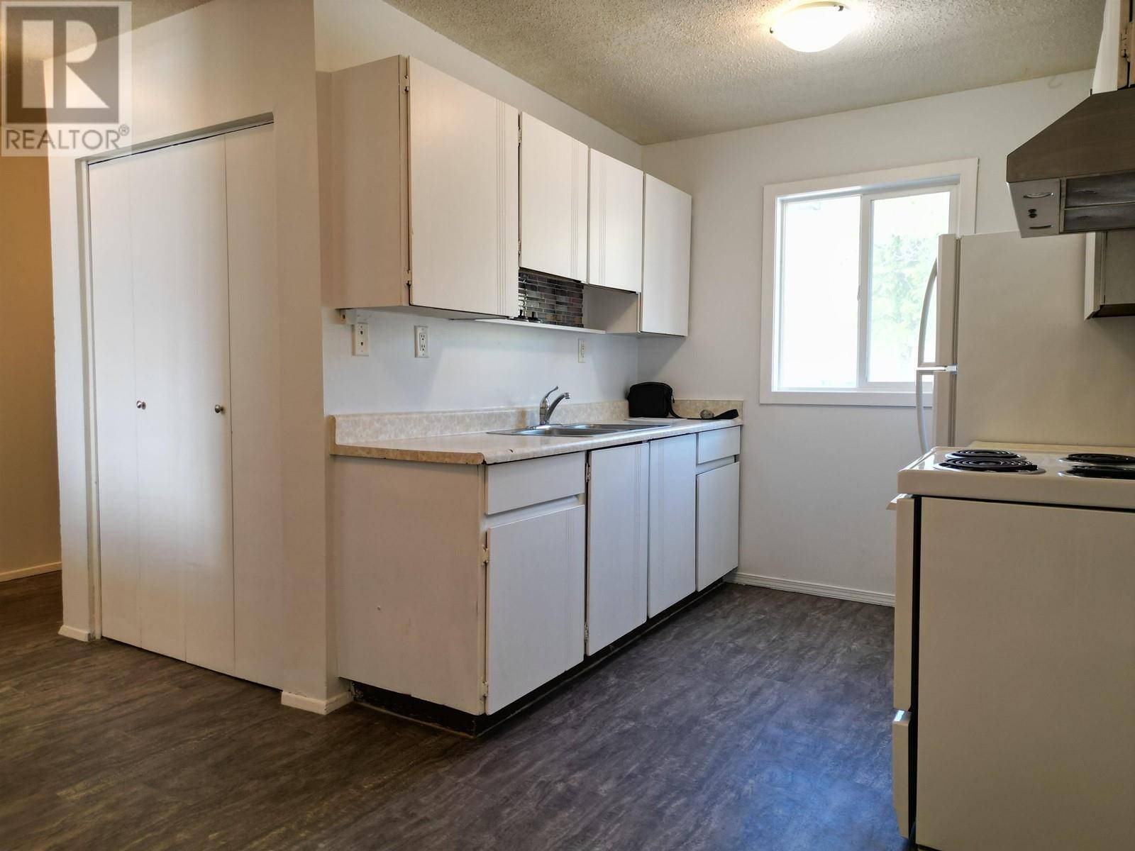 Williams Lake, BC V2G1T2,605 CARSON DR #60