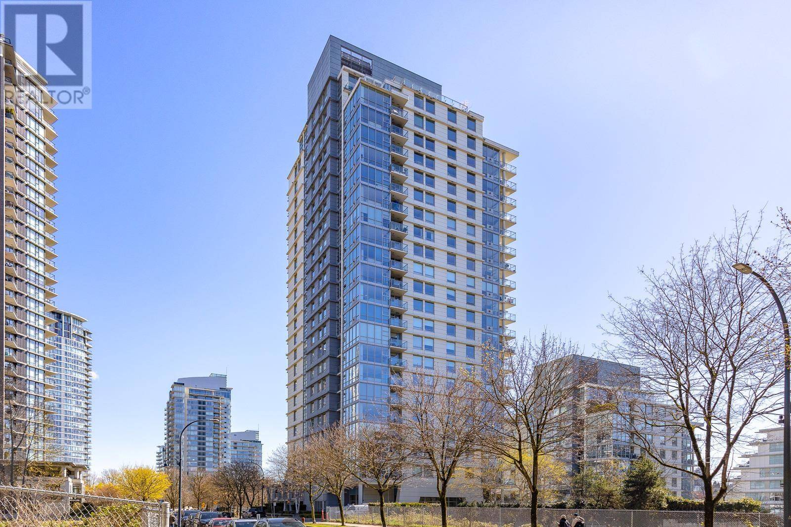Vancouver, BC V6Z3H4,638 BEACH CRES #301