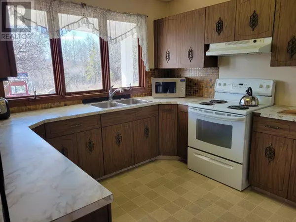 Vanderhoof, BC V0J3A1,20624 KENNY DAM ROAD